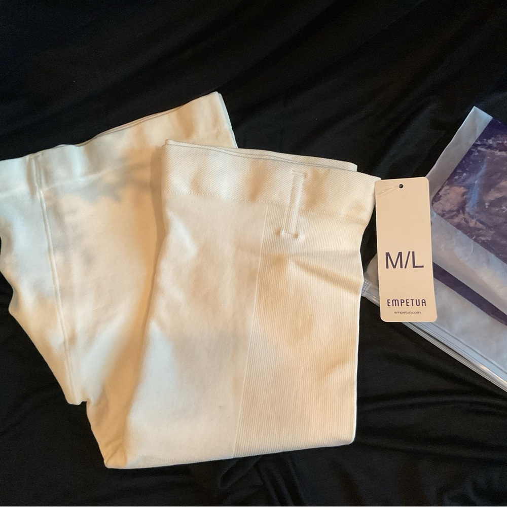 Empetua Shapermint Beige high waisted shaper shorts M/L